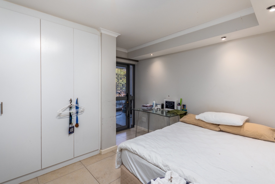 2 Bedroom Property for Sale in Claremont Upper Western Cape